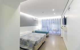 HOTEL GARVEY Quarto 321